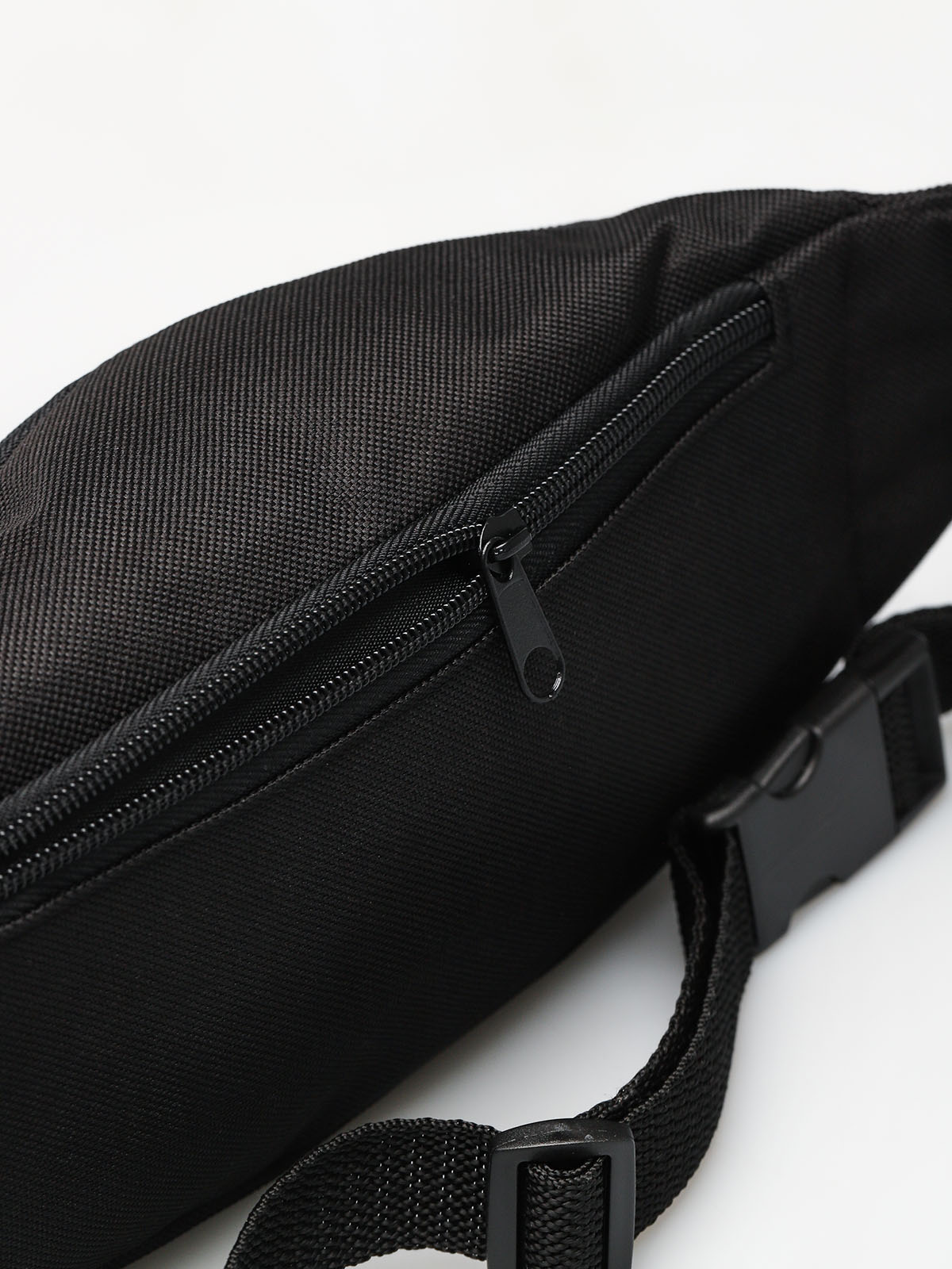 Nerka Diamante Wear Big (black)