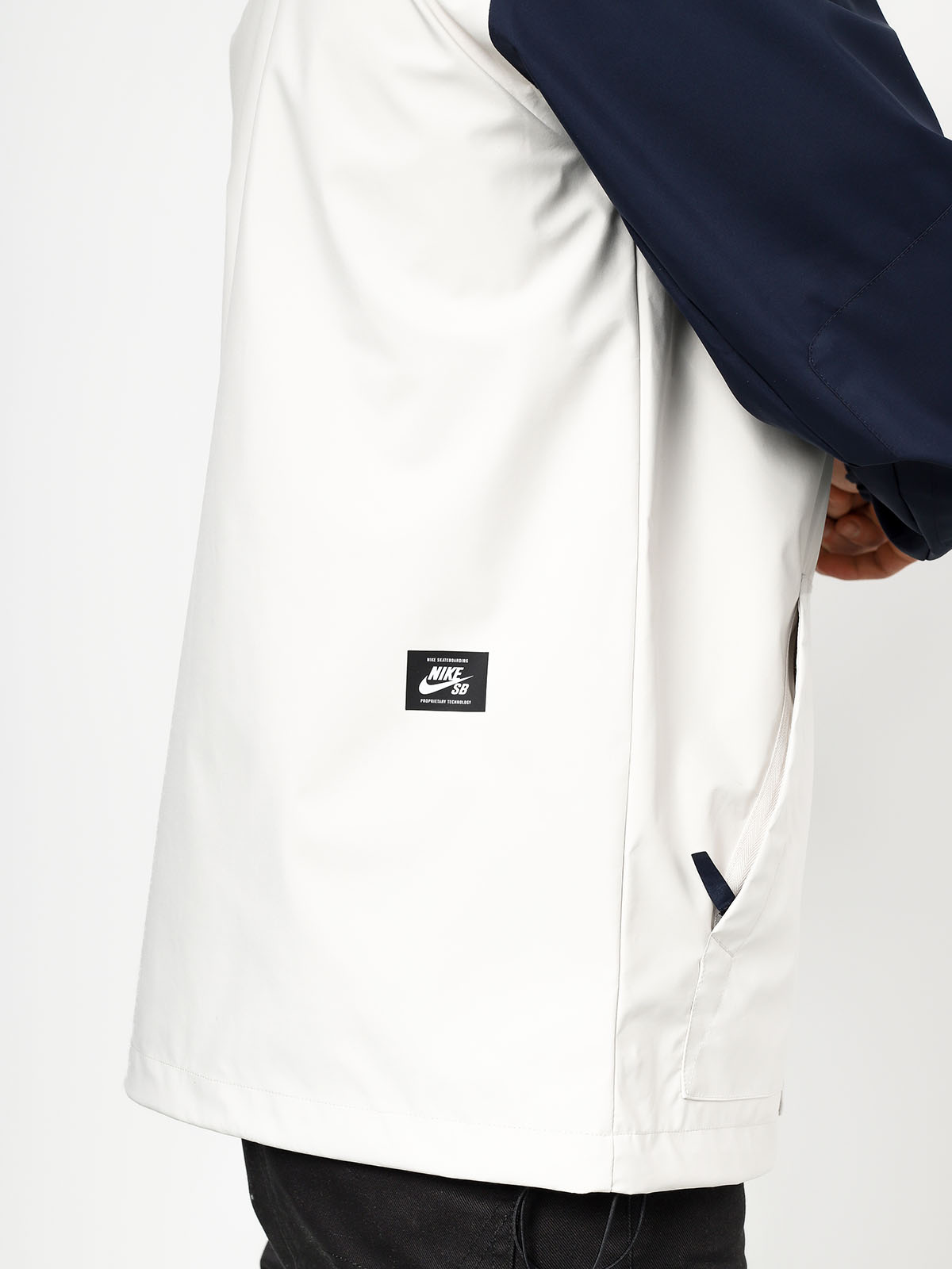 Kurtka Nike SB Sb Shield (obsidian/phantom)