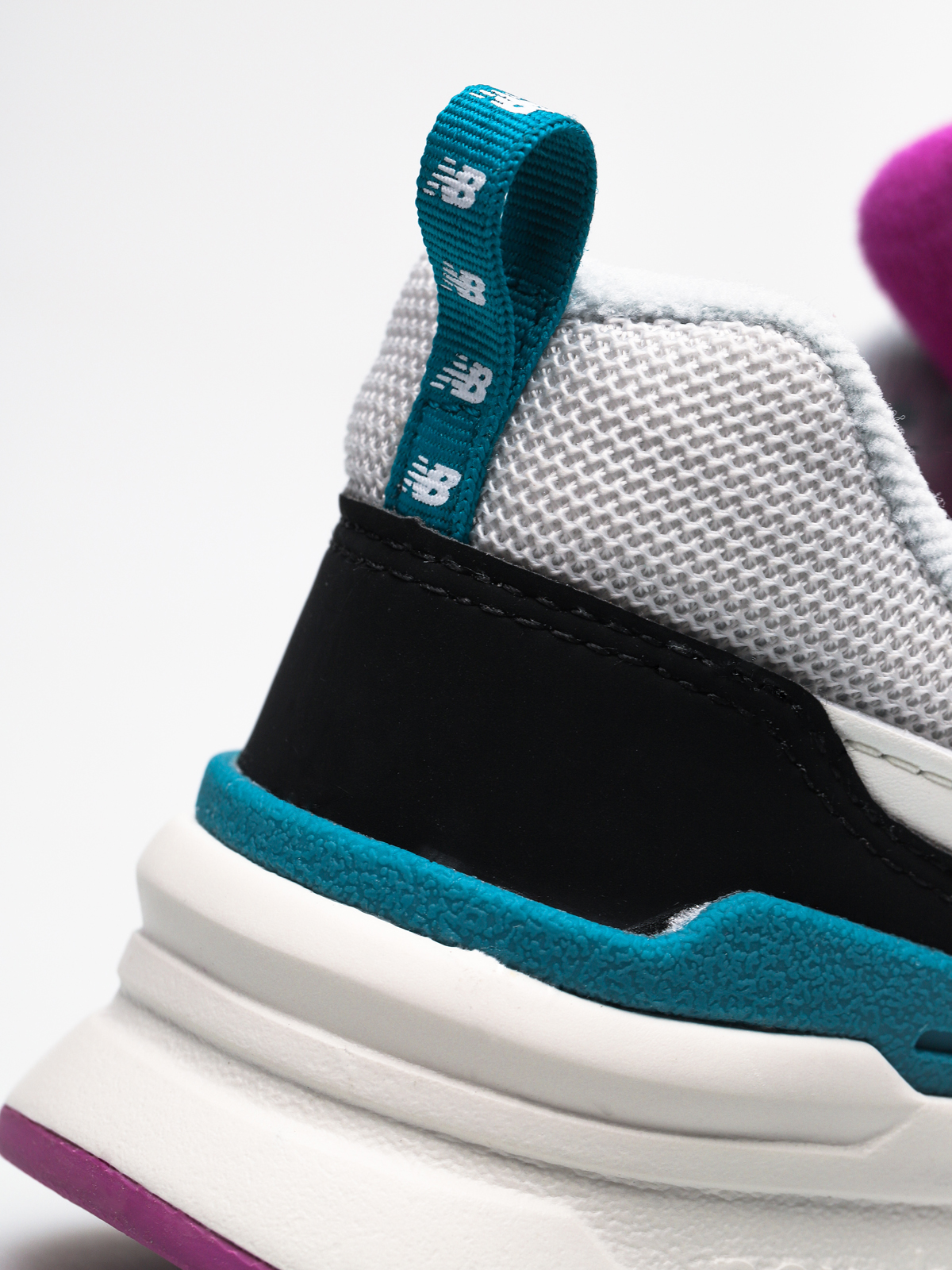 Buty New Balance 997 Wmn (sea salt)