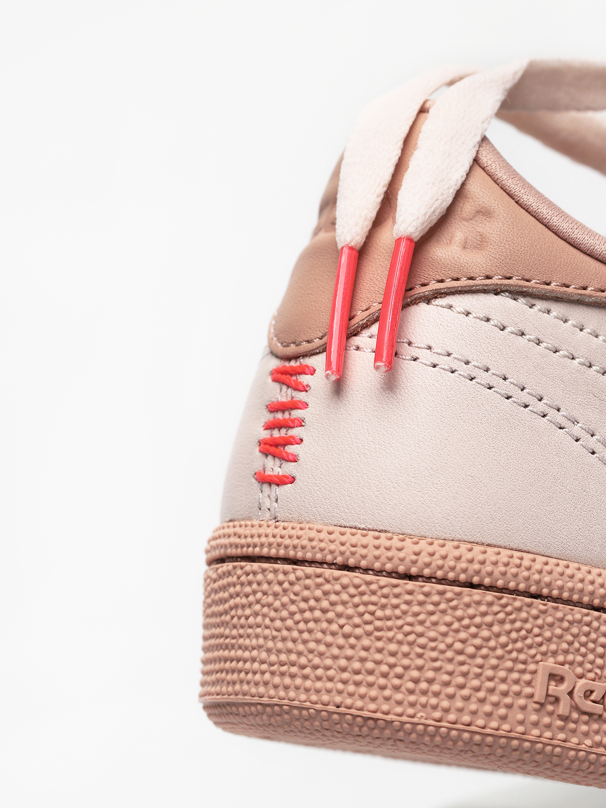 Buty Reebok Club C 85 Wmn (pale pink/dusty pink)