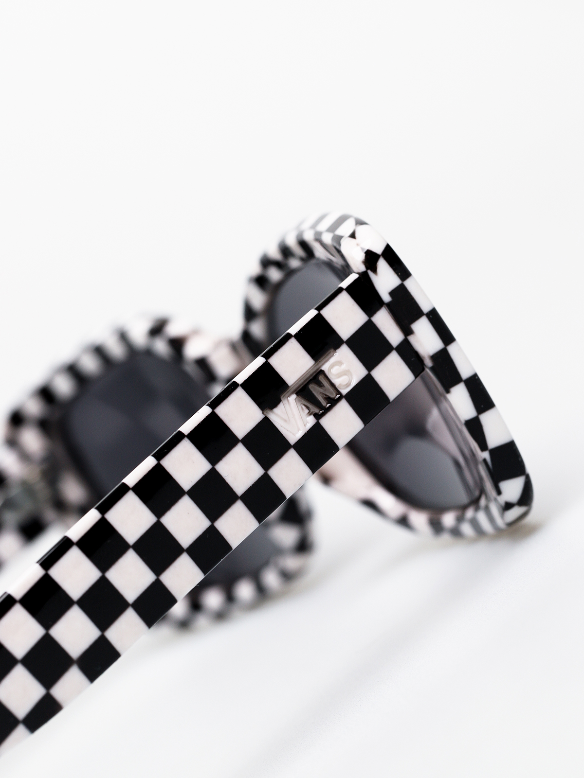 Okulary przeciwsłoneczne Vans Keech Shades (black/white)