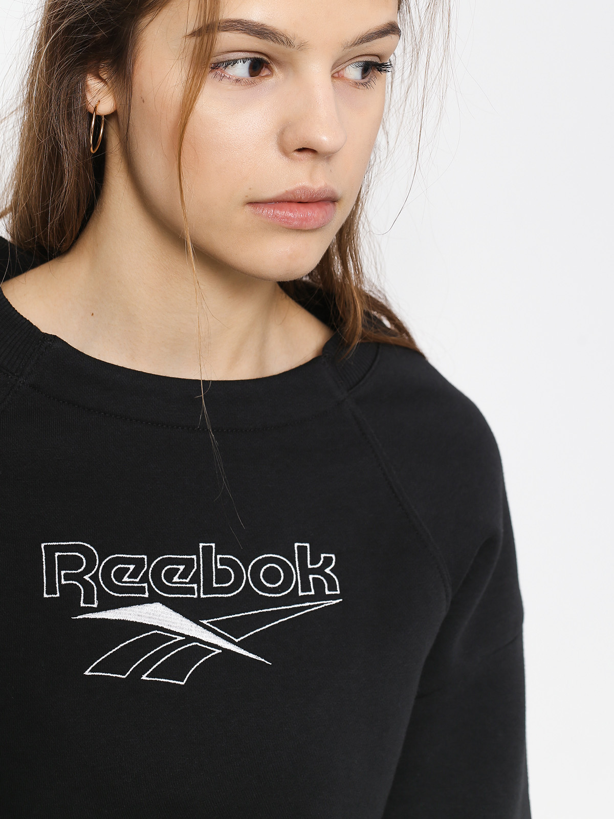 Bluza Reebok Cl V Crew Wmn (crucob/white)