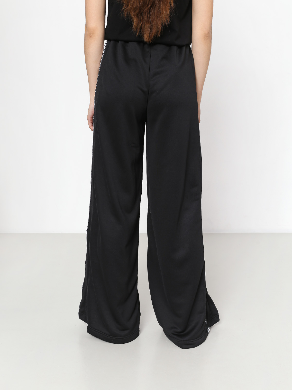 Spodnie Reebok Cl Trackpants Wmn (black)