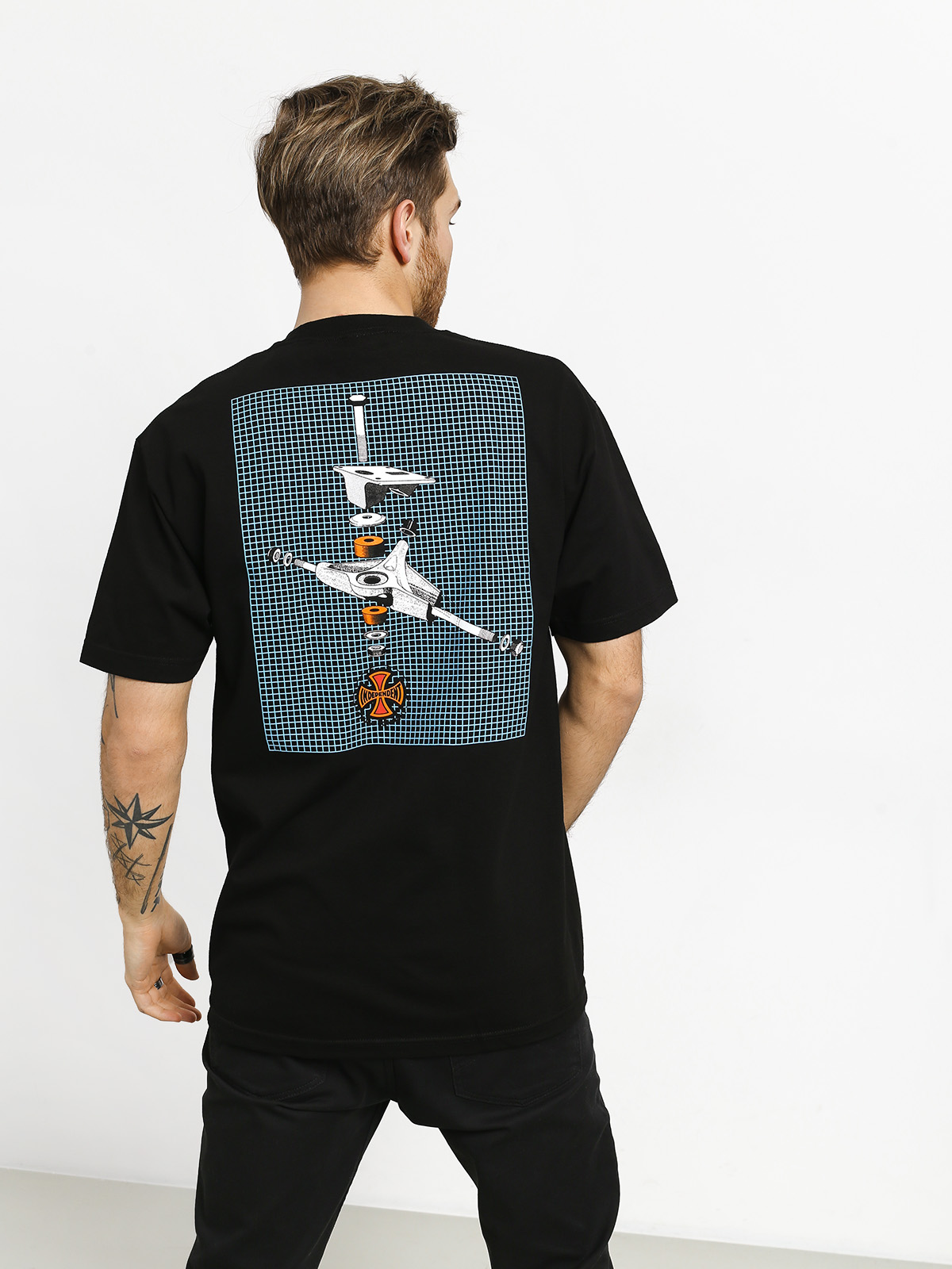 T-shirt Independent Thrasher Btg (black)