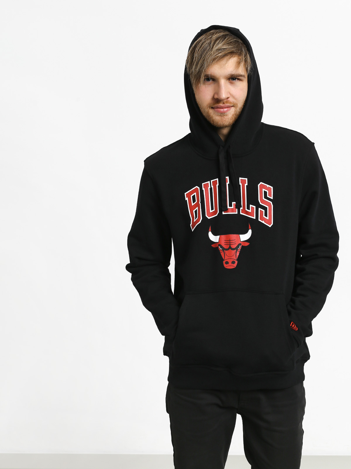 Bluza z kapturem New Era Top 6 Chicago Bulls HD (black)