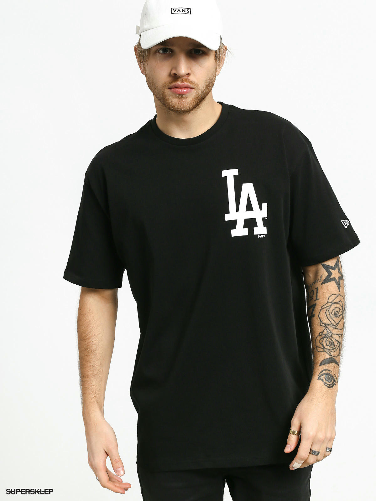 New Era LA Dodgers old english backprint t-shirt in black