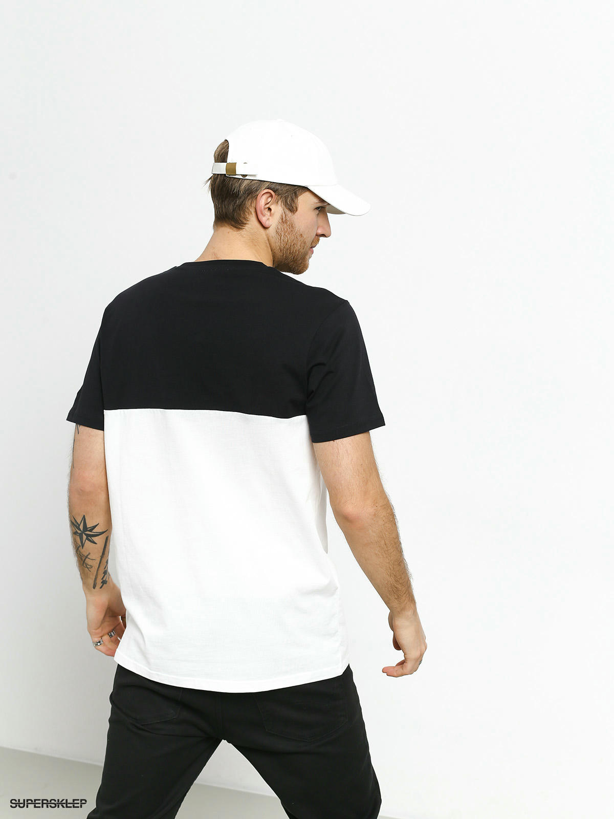 New Era LA Dodgers old english backprint t-shirt in black