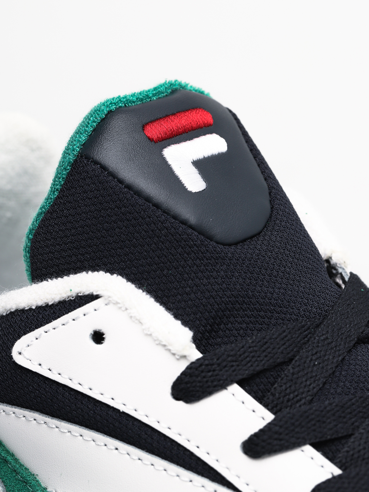 Buty Fila Venom Low (white/fila navy/shady glade)