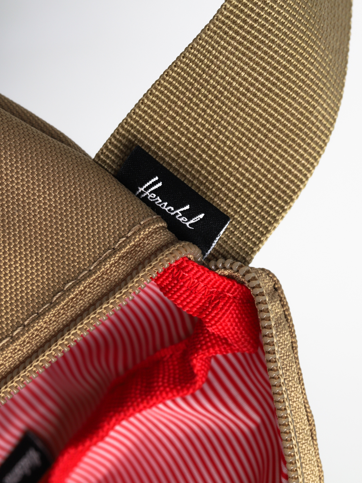 Nerka Herschel Supply Co. Fourteen (kelp)