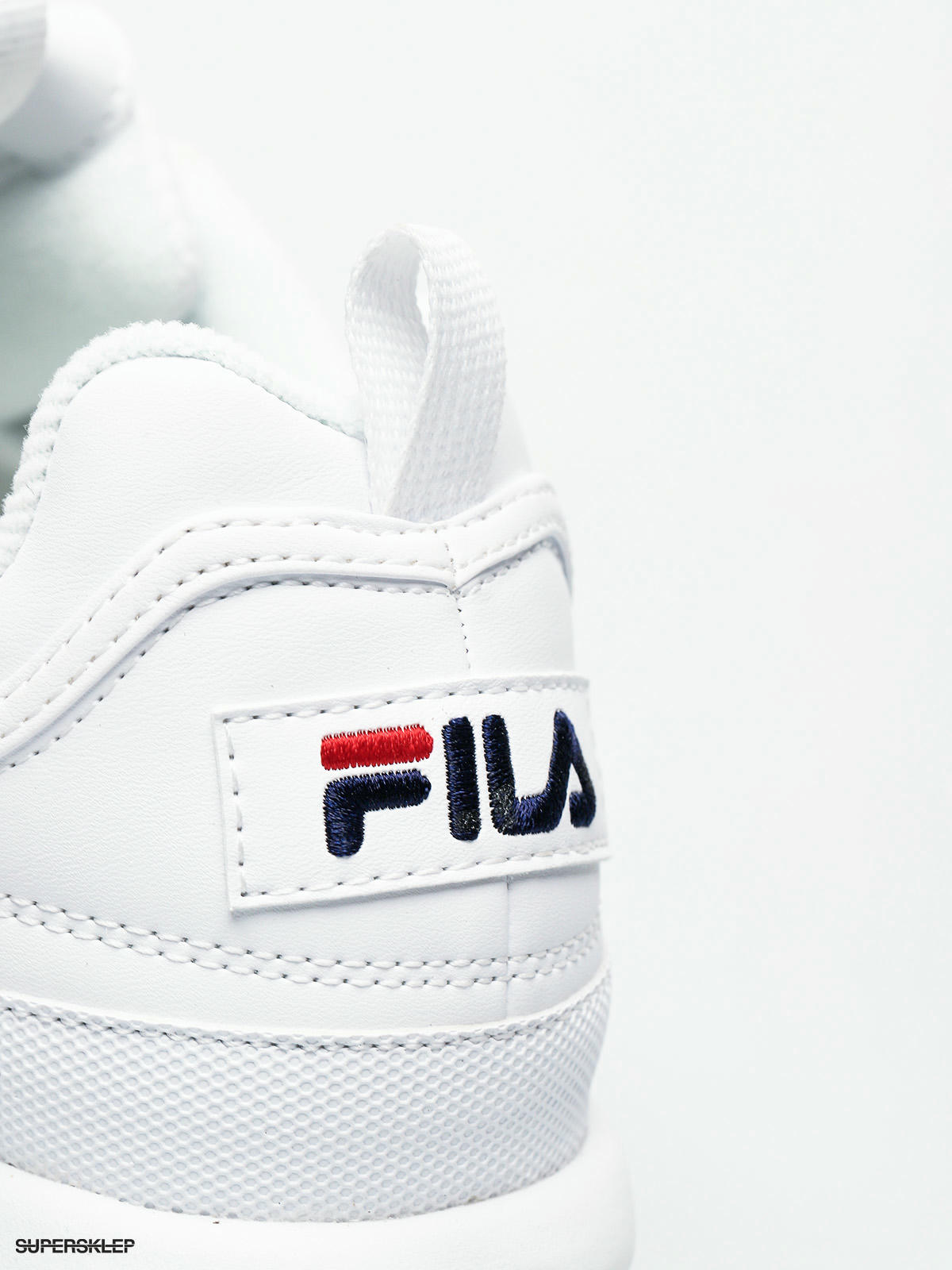 fila disruptor low white