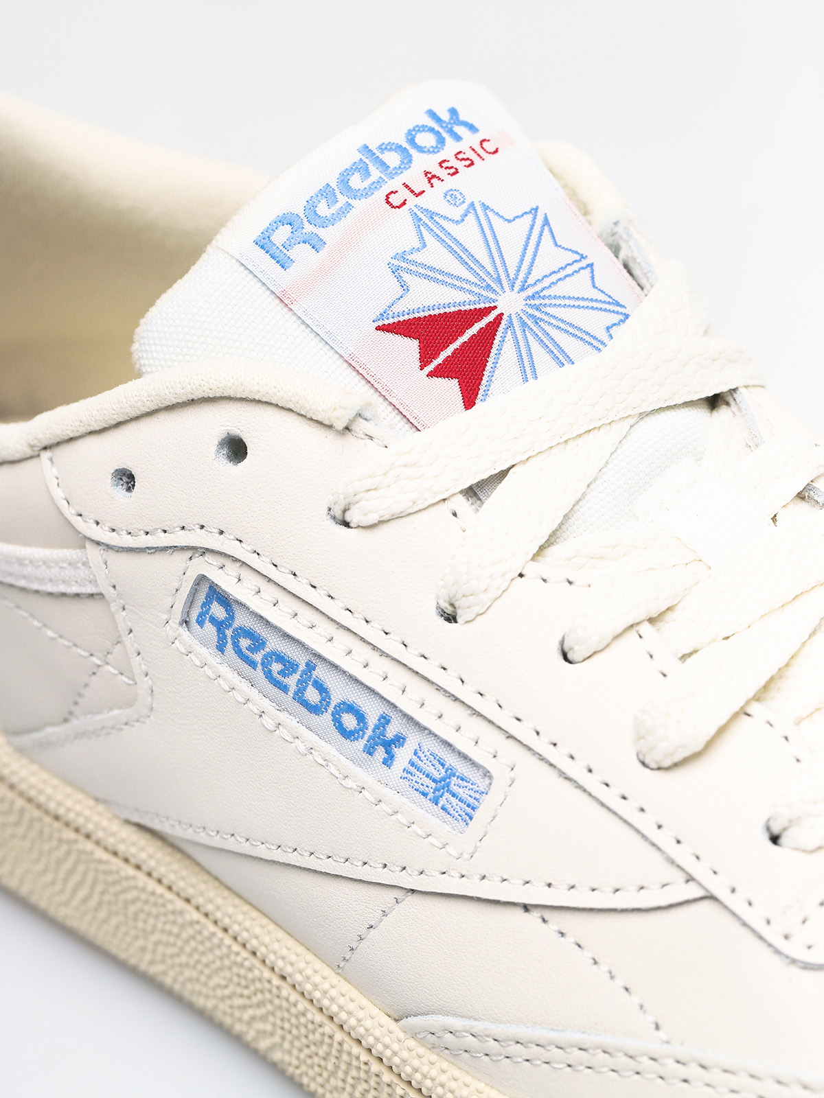 Buty Reebok Club C 85 Wmn (vintage chalk/paper wht/athletic blue/exc red)