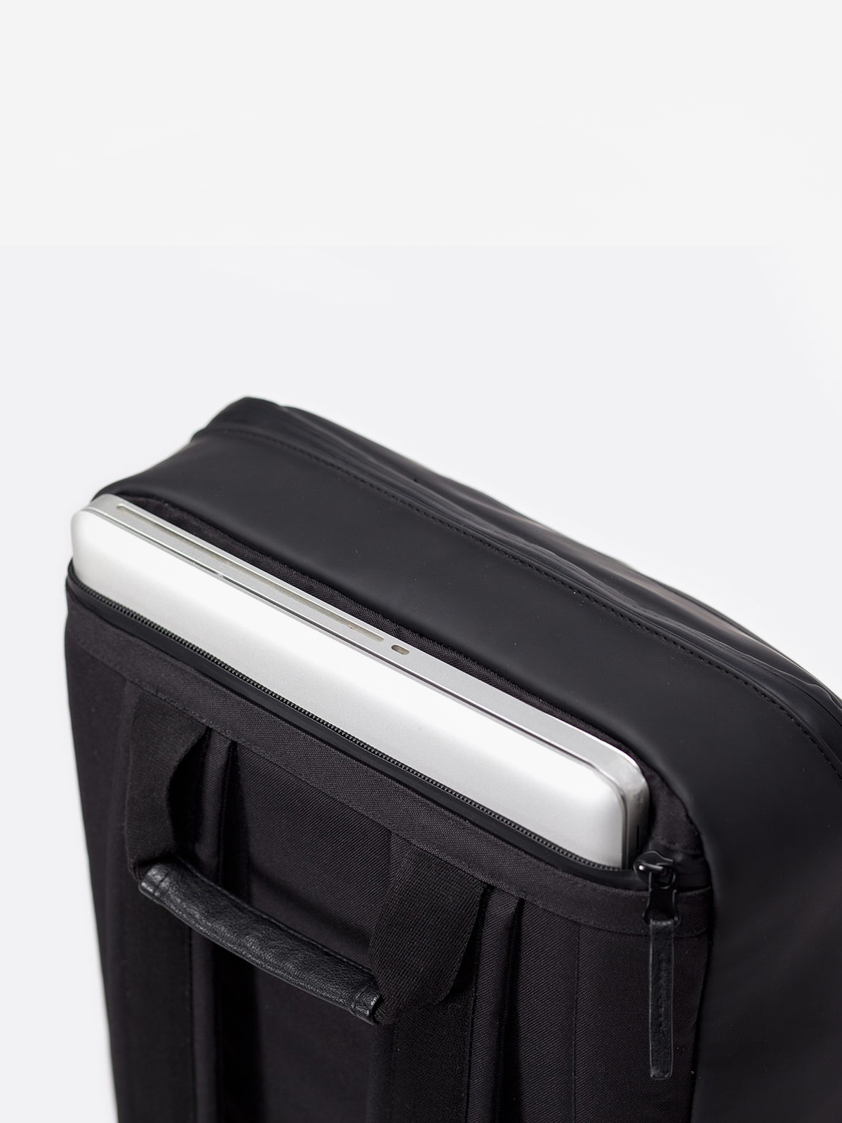 Plecak Ucon Acrobatics Nathan Lotus (black)