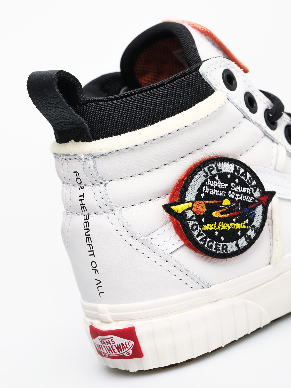 Buty Vans x NASA Sk8 Hi 46 Mte Dx Space Voyager (nasa true white/marshmallow)