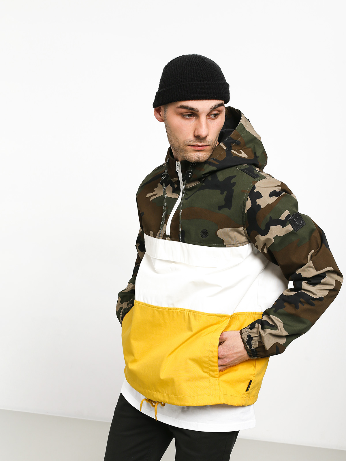 Kurtka Element Covert (solar power)