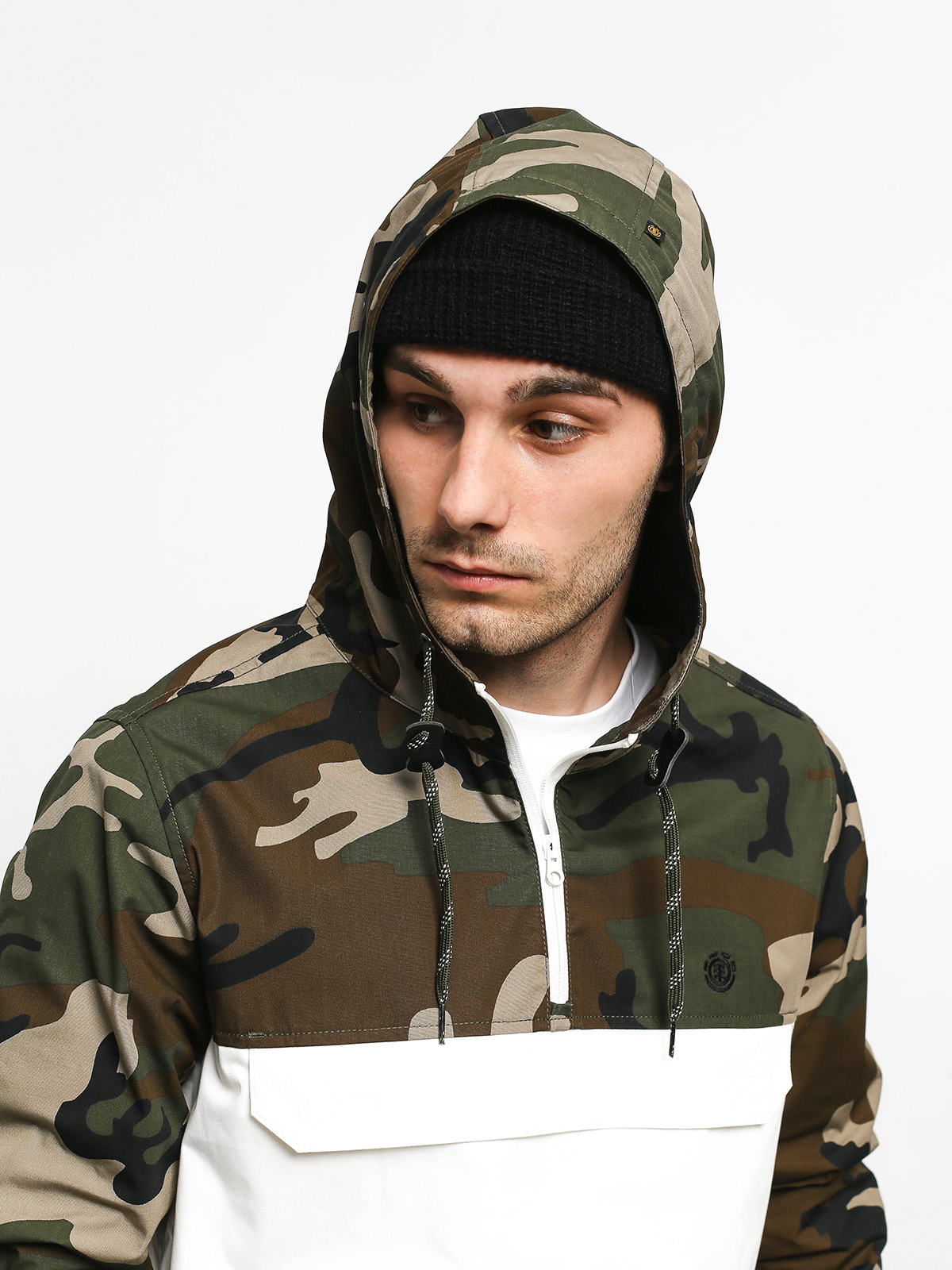 Kurtka Element Covert (solar power)