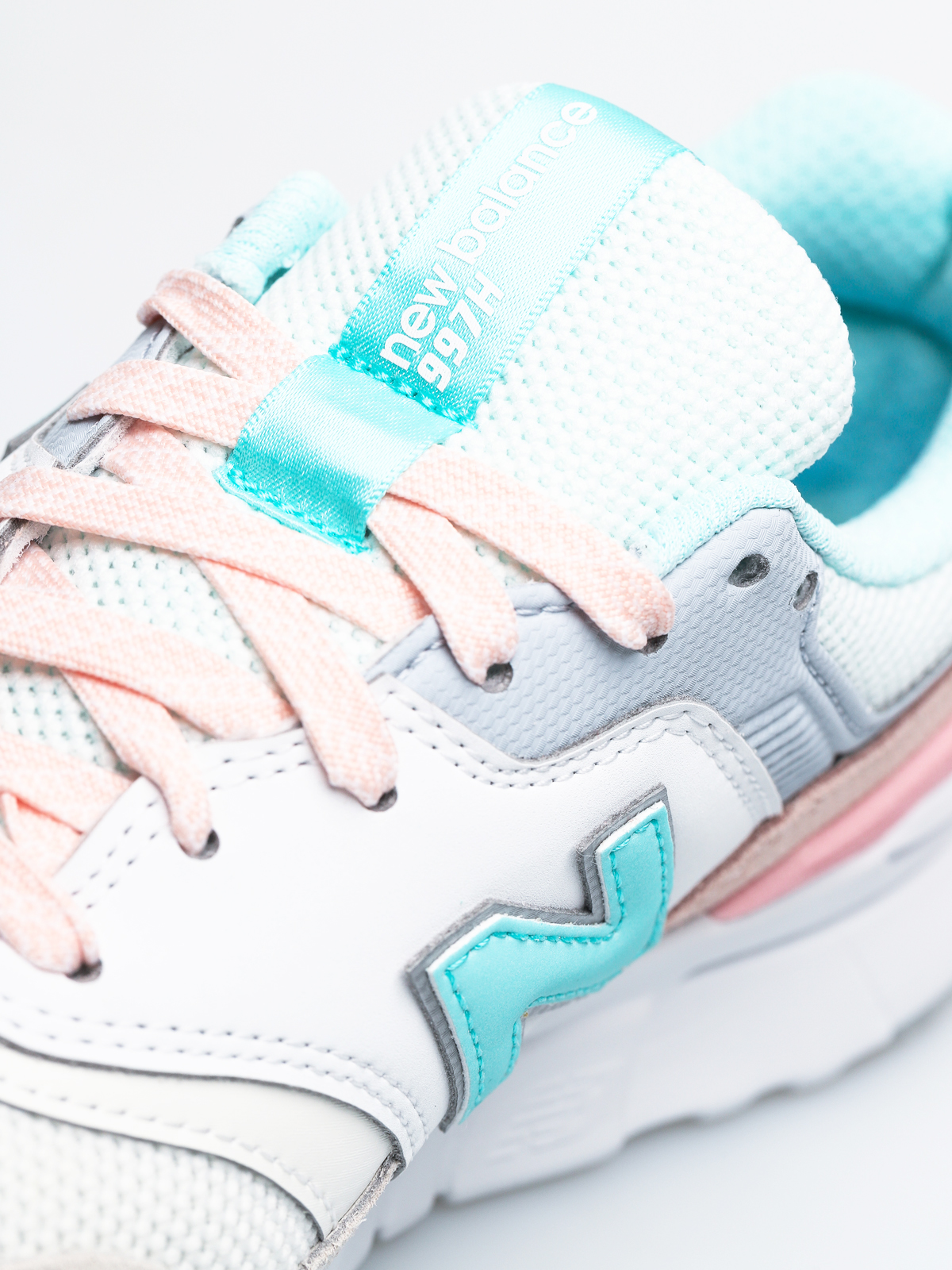 Buty New Balance 997 Wmn (sea salt)
