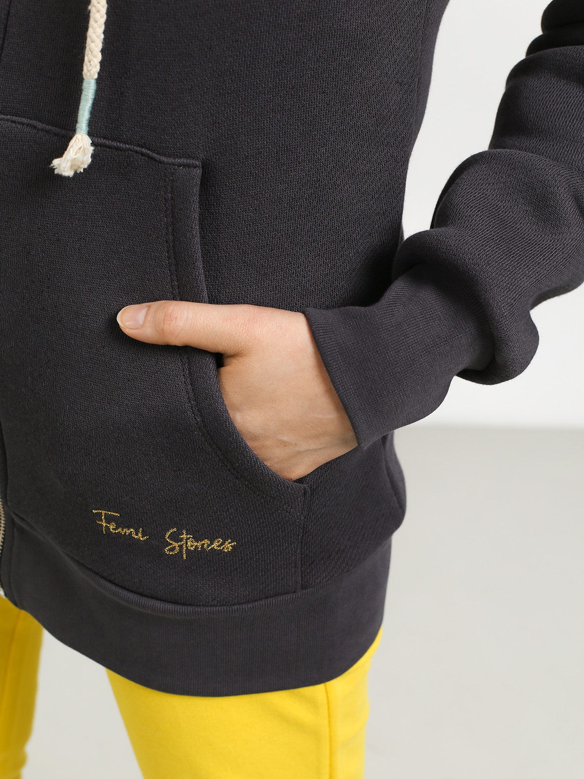 Bluza z kapturem Femi Stories Karel ZHD Wmn (wblk)