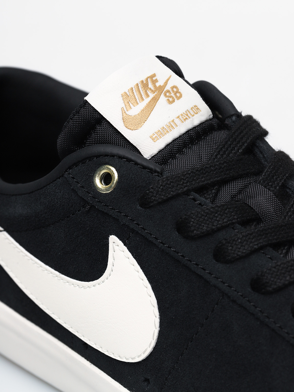 nike sb blazer gt black sail