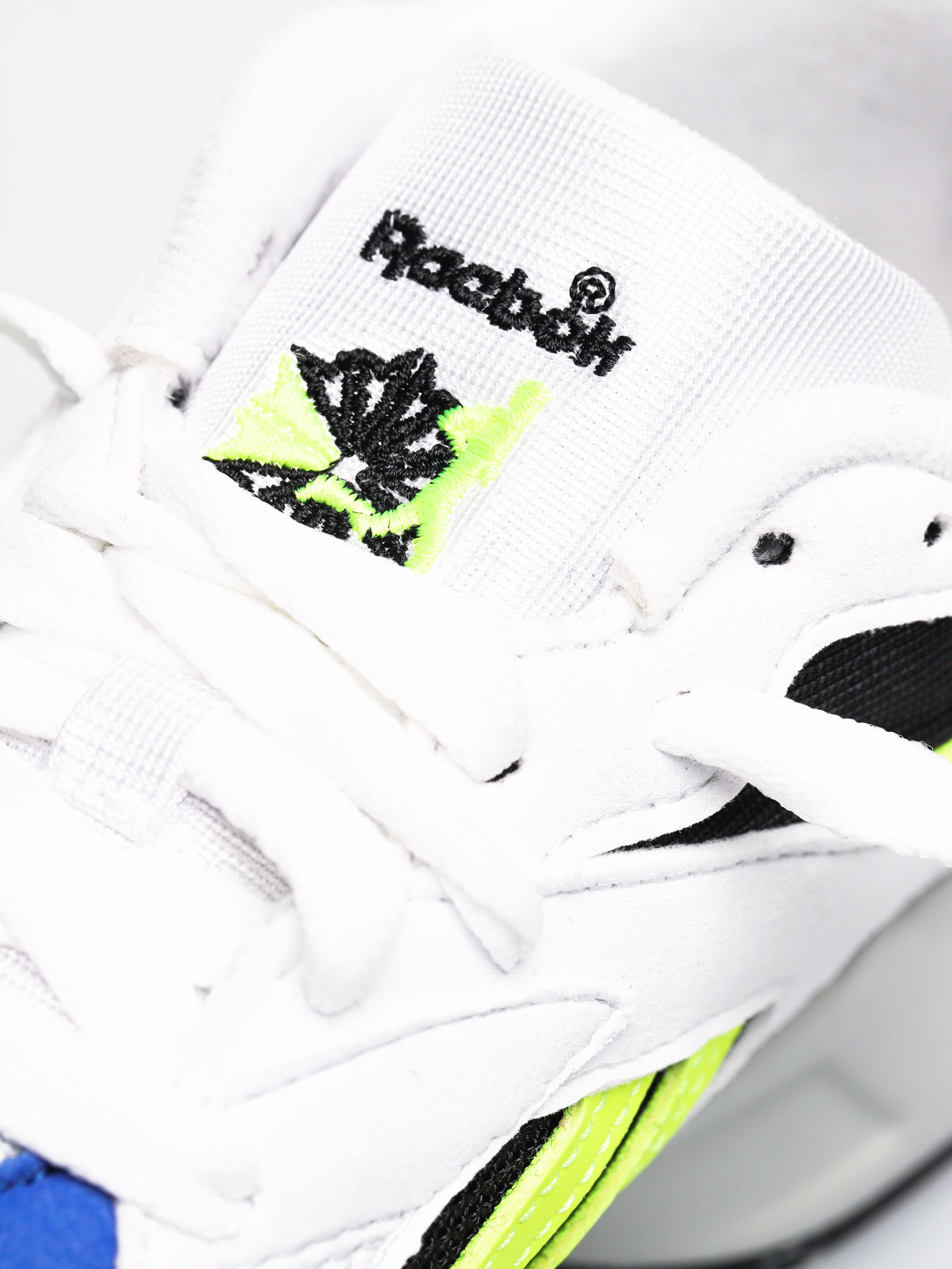 Buty Reebok Aztrek (white/black/cobalt/y)