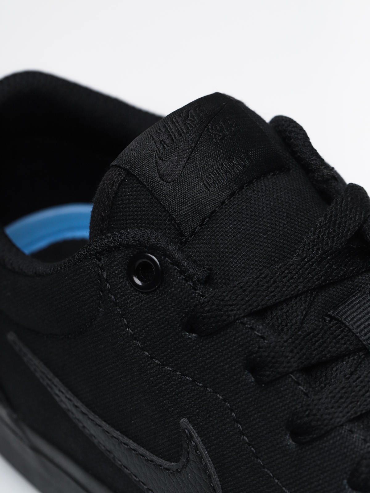 Buty Nike SB Sb Charge Slr (black/black black)