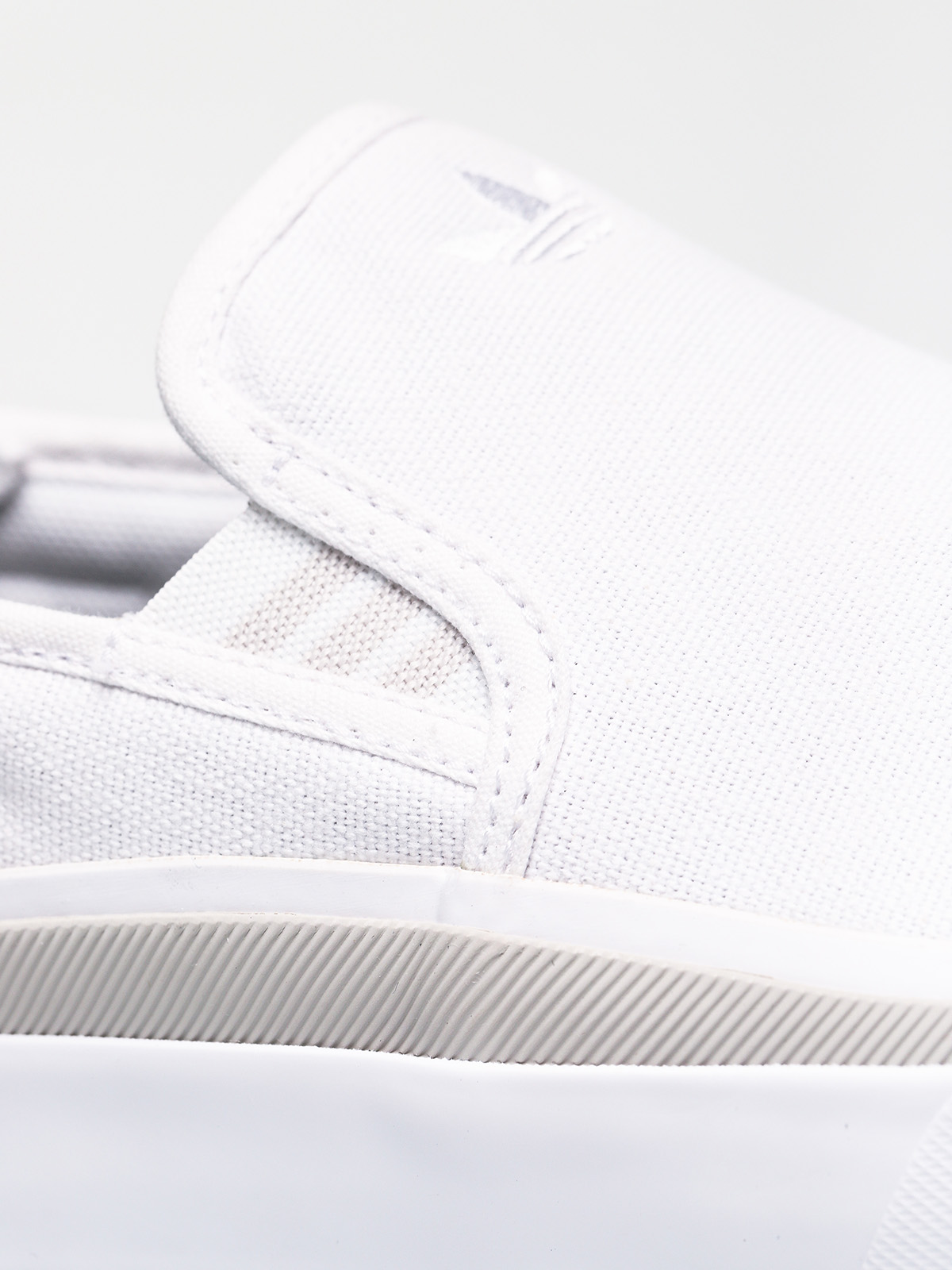 Buty adidas Sabalo Slip (ftwwht/greone/cblack)