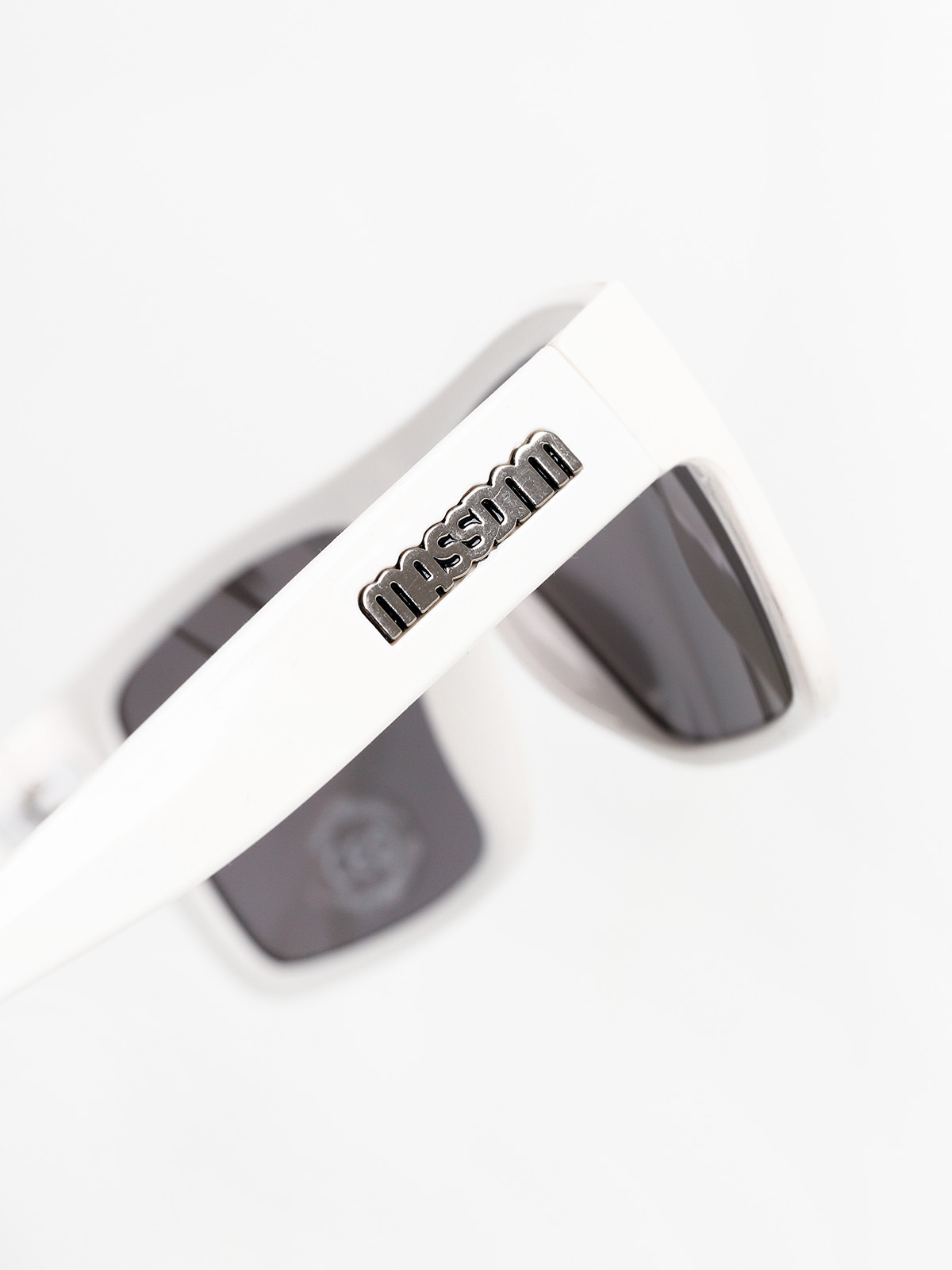 Okulary przeciwsłoneczne MassDnm Icon (shine white/silver)