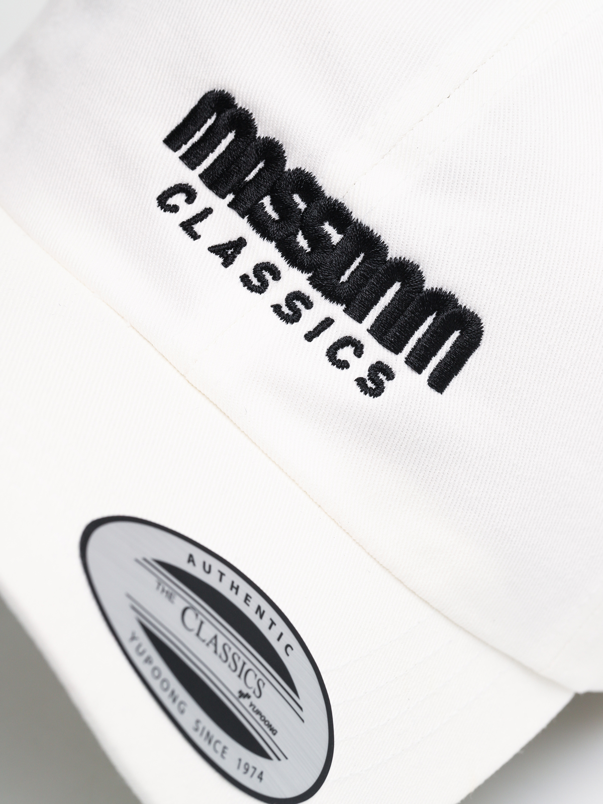 Czapka z daszkiem MassDnm Classics ZD (white)