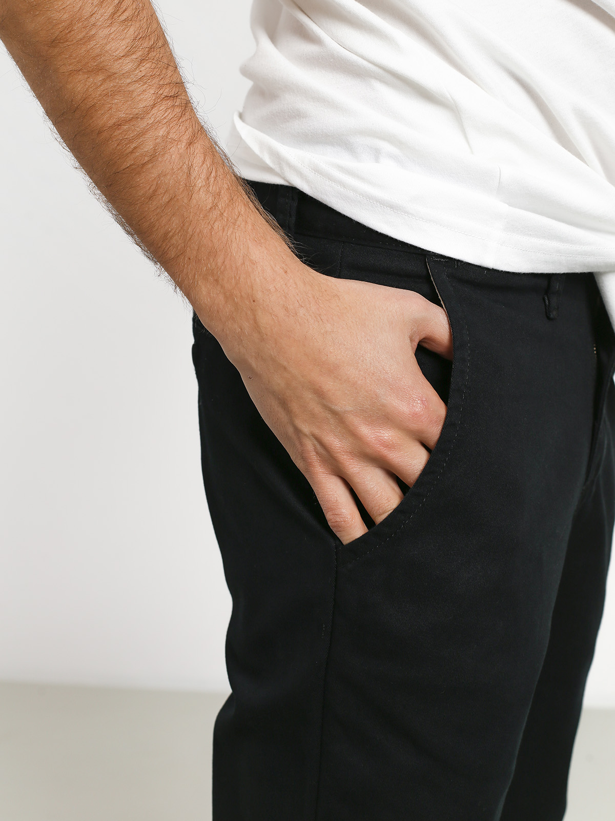 Spodnie Vans Authentic Chino S (black)