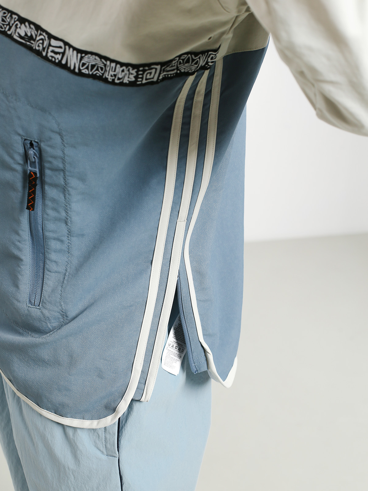 Kurtka adidas Dkriwndbrk (rawwht/rawgre)