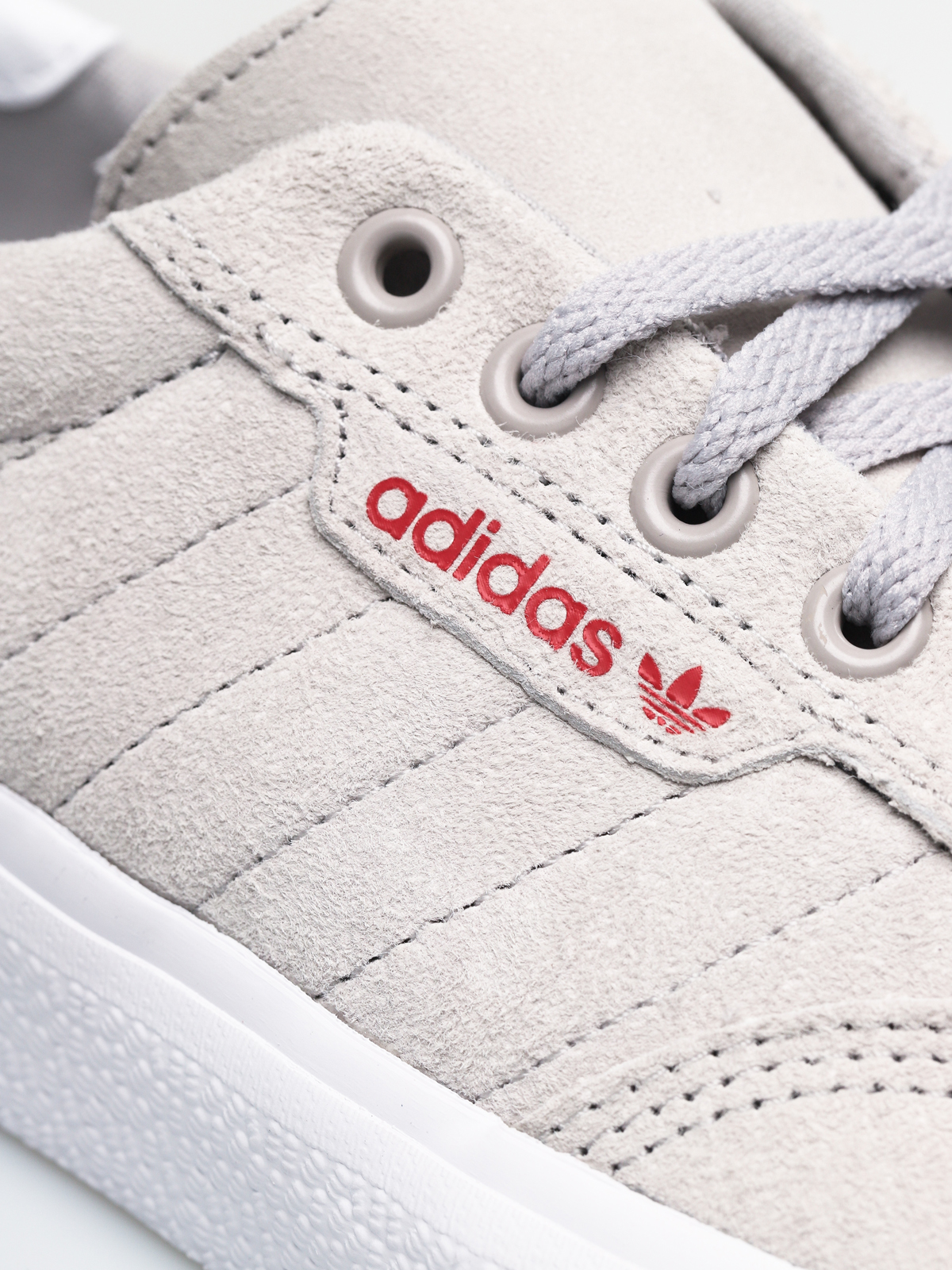 Buty adidas 3Mc (grey two f17/ftwr white/scarlet)