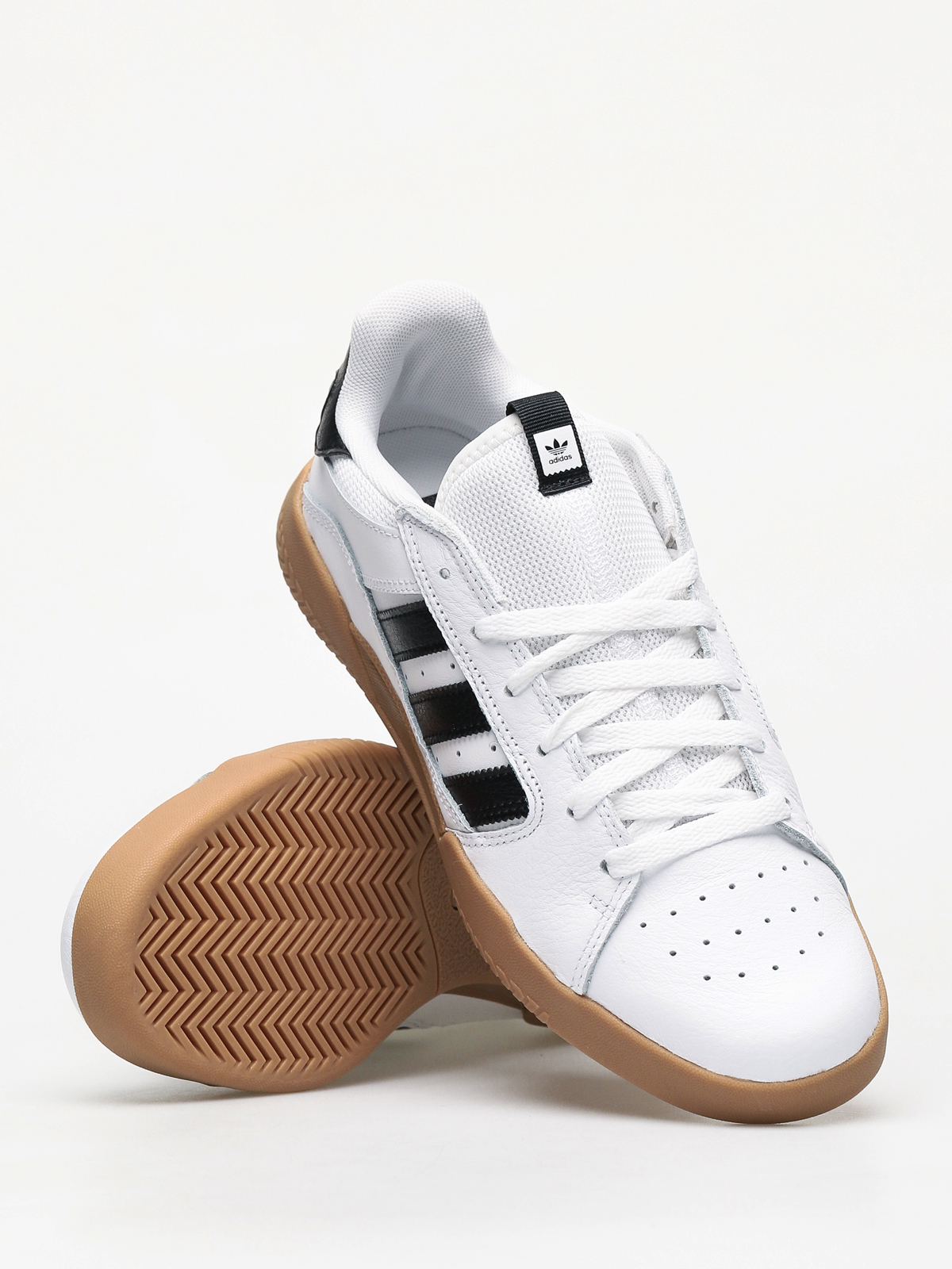 Buty adidas Vrx Low (ftwr white/core black/gum4)