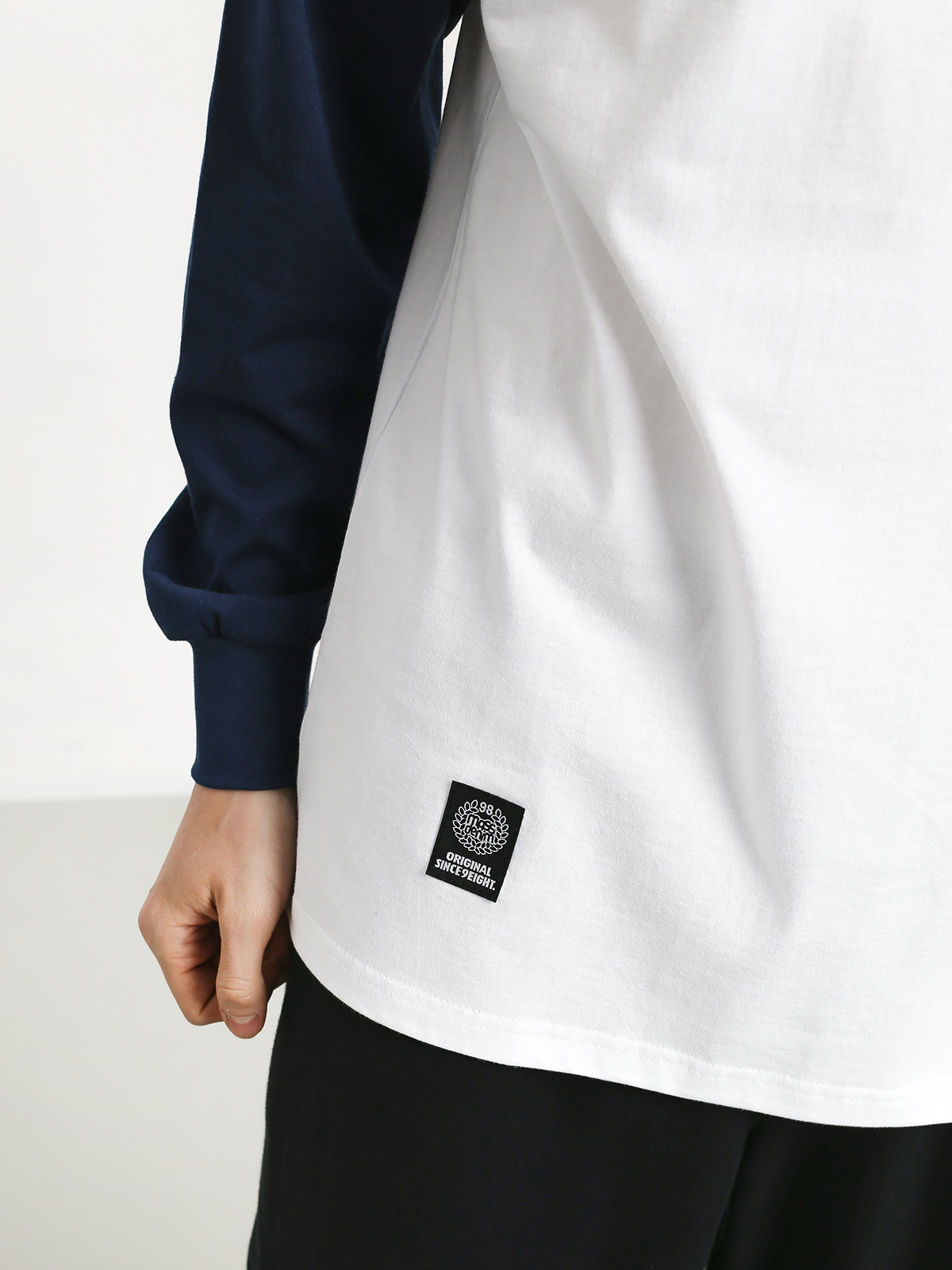 Longsleeve MassDnm Classics Small Logo (white/navy)
