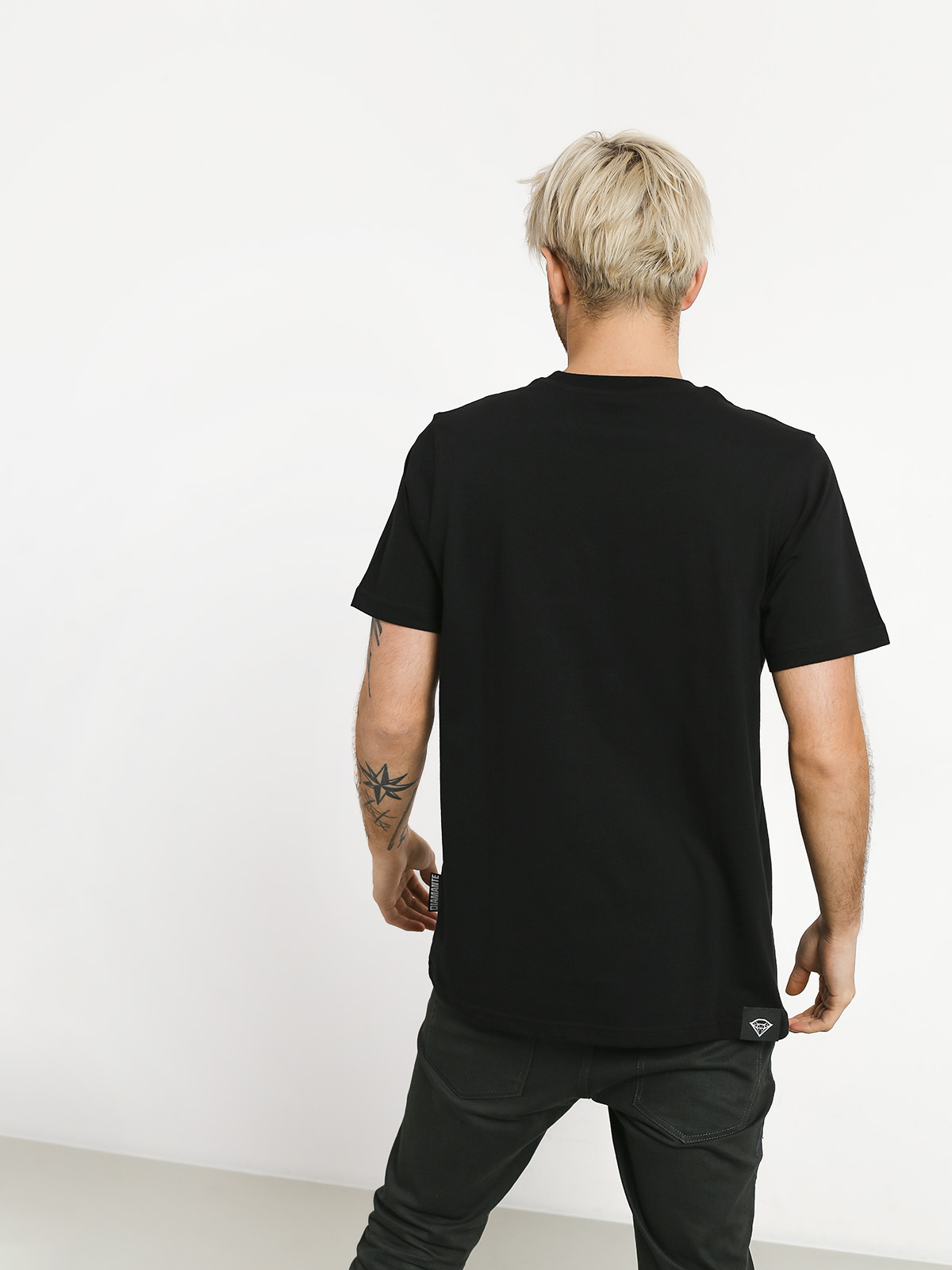 T-shirt Diamante Wear Basic (black)