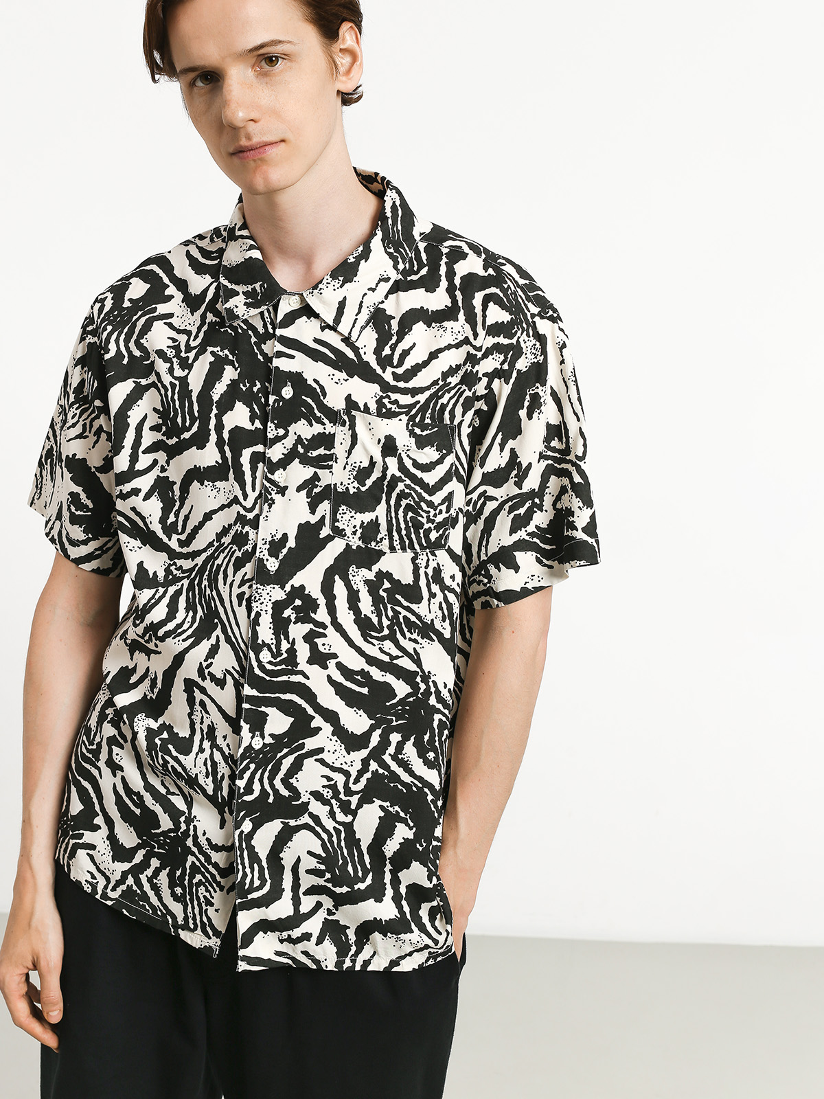 Koszula Brixton Lovitz (washed black/bone)