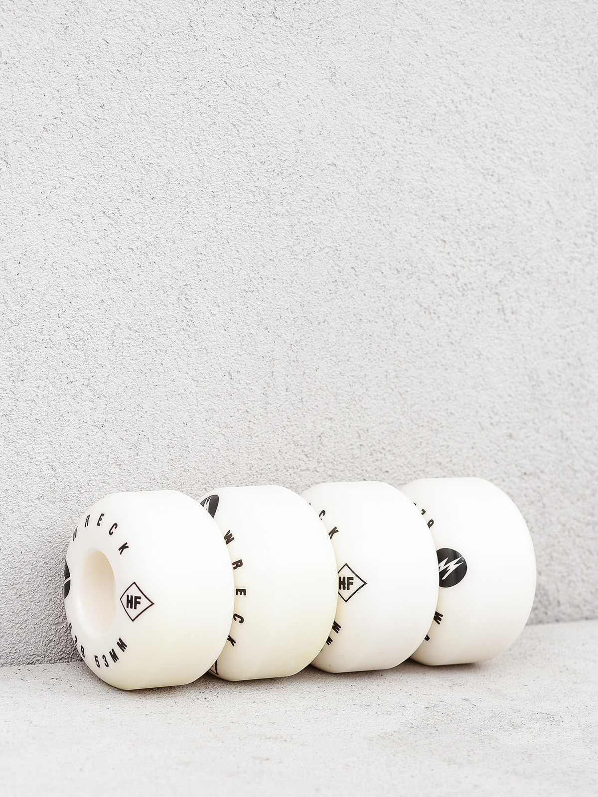 Kółka Wreck 82B Havoc Formula (white)
