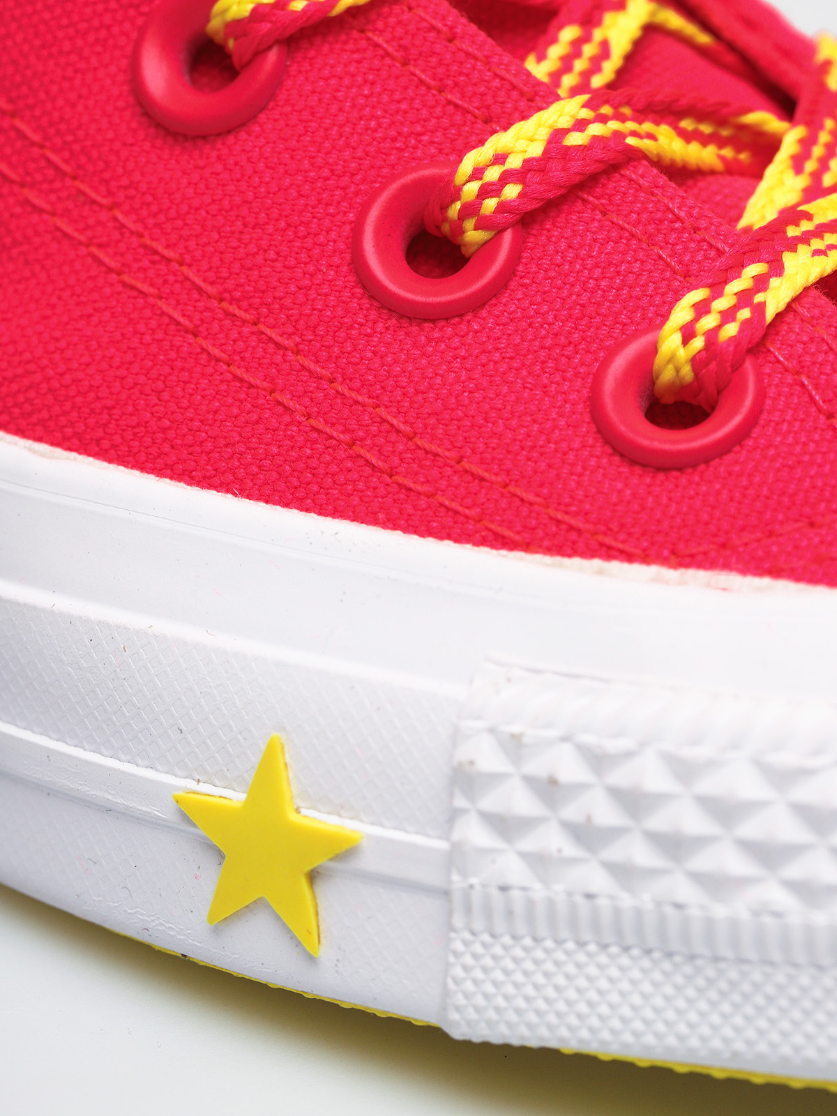 Trampki Converse Chuck Taylor All Star Hi Glow Up Wmn (dark pink)