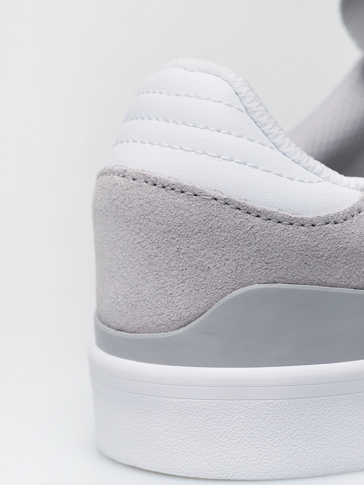 Buty adidas Busenitz Vulc (grey two f17/ftwr white/gold met.)