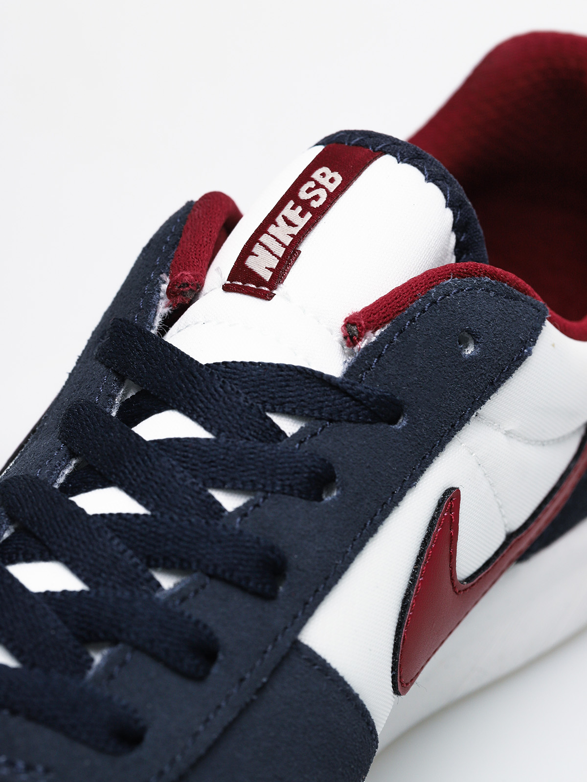 Buty Nike SB Team Classic (obsidian/team red summit white)