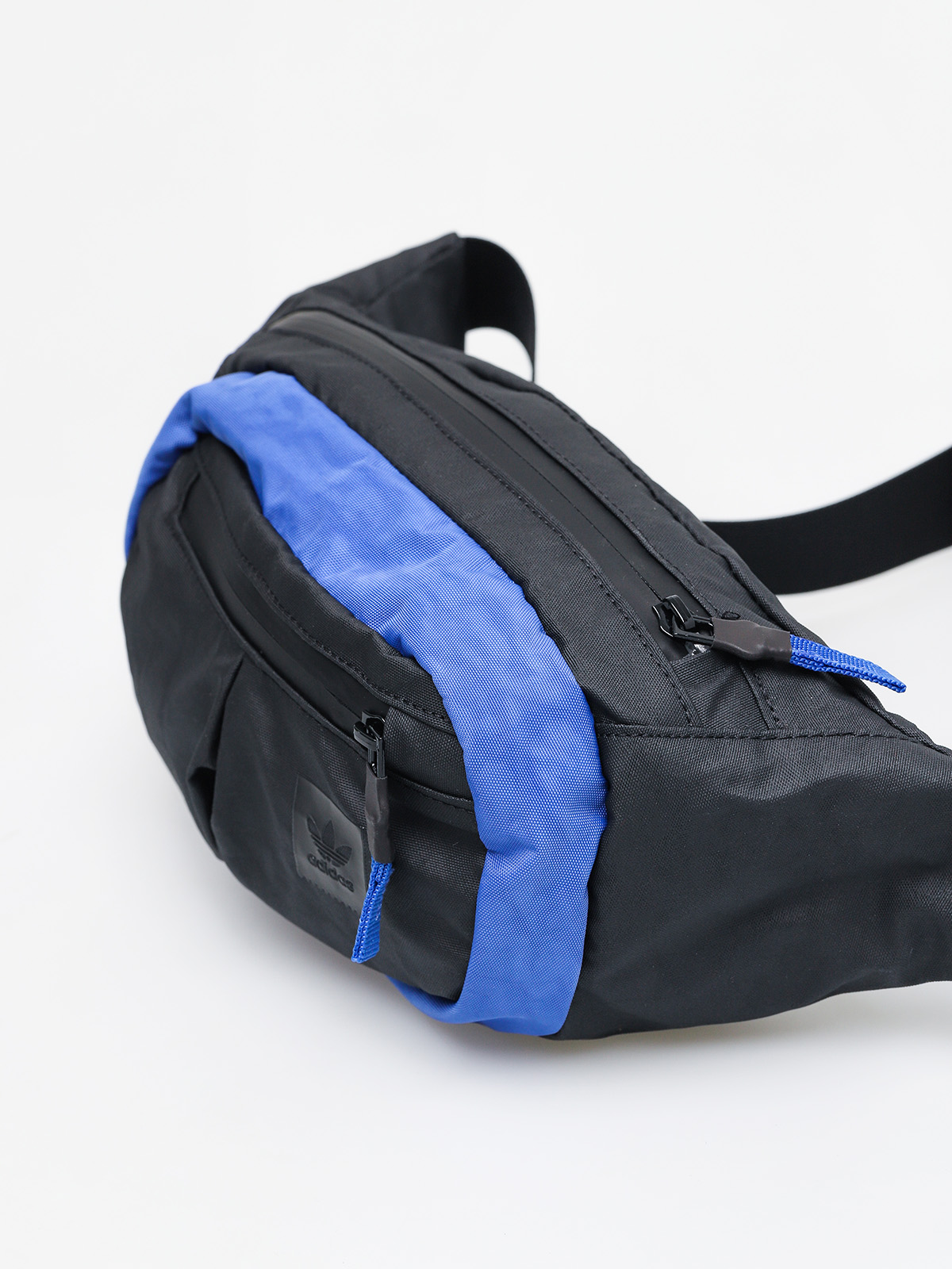 Nerka adidas Dailywaistbag (multicolor/white/bold green/hi res blue s18)