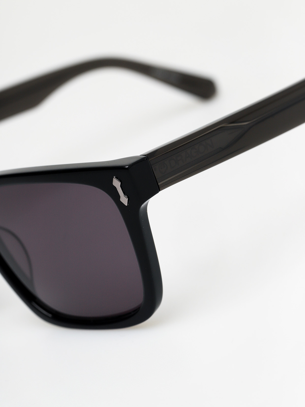 Okulary przeciwsłoneczne Dragon Legit (black/smoke)
