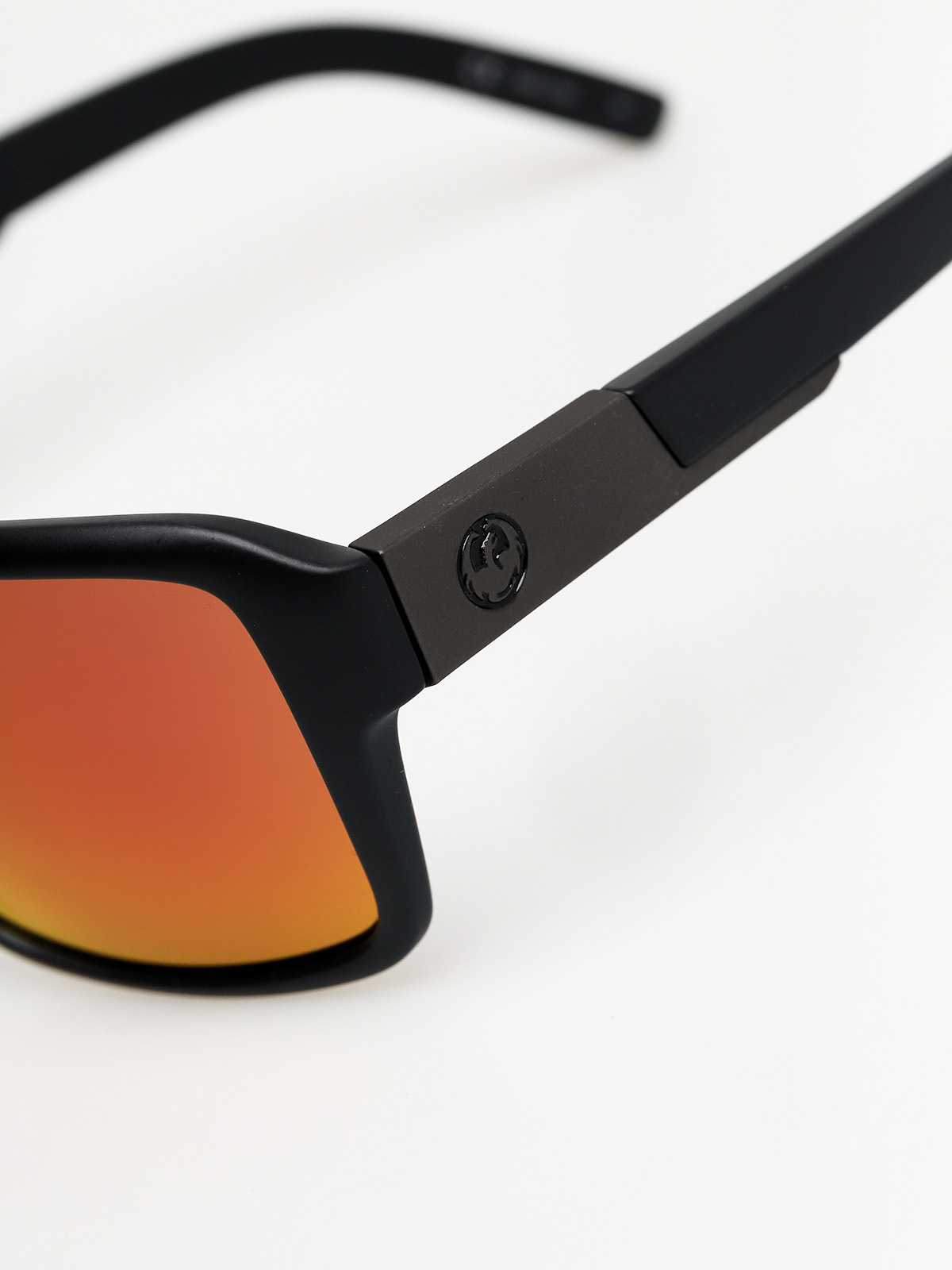 Okulary przeciwsłoneczne Dragon The Jam (matte black/red ion)