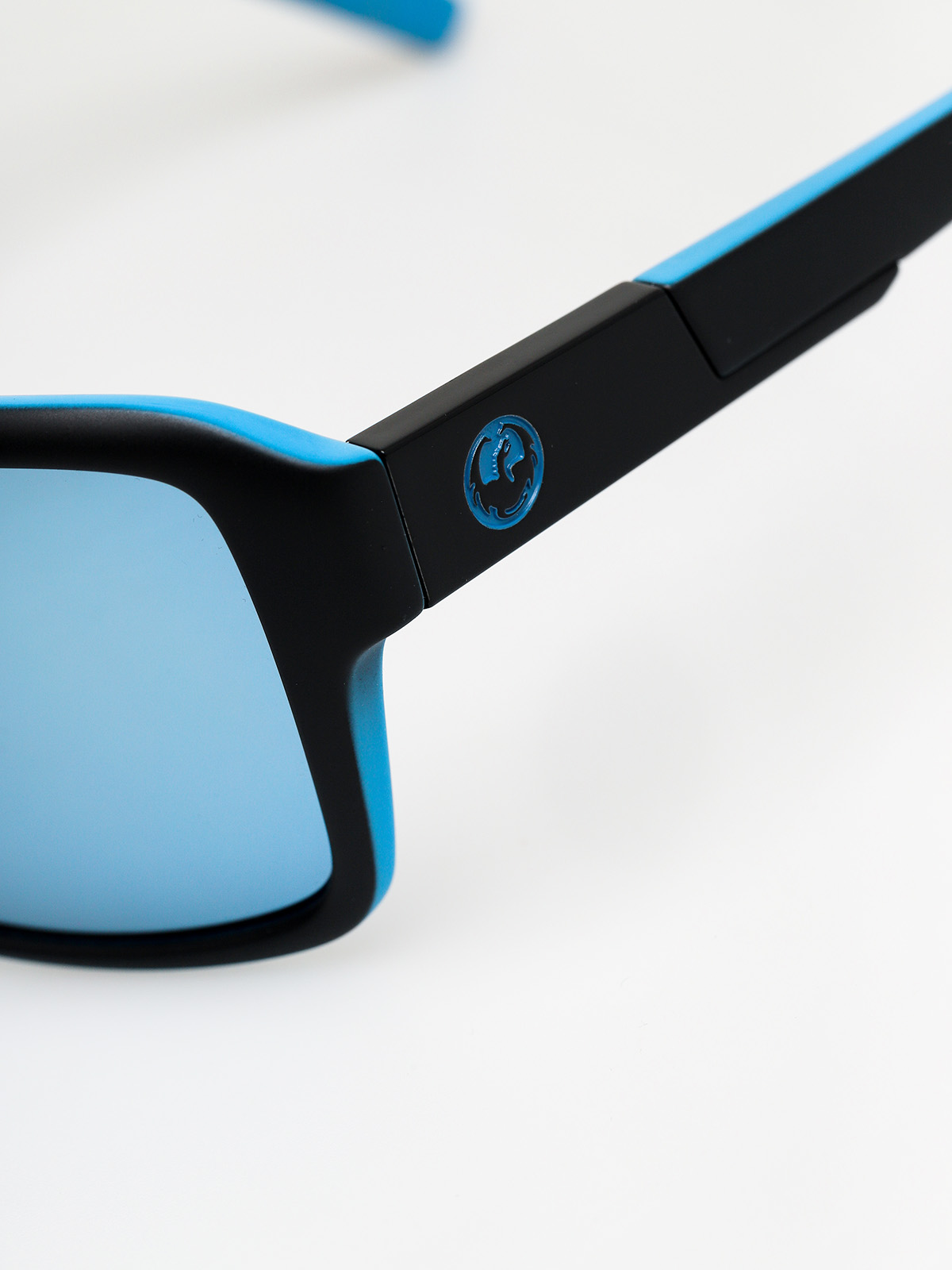 Okulary przeciwsłoneczne Dragon The Jam 2 (matte black/sky blue ion)