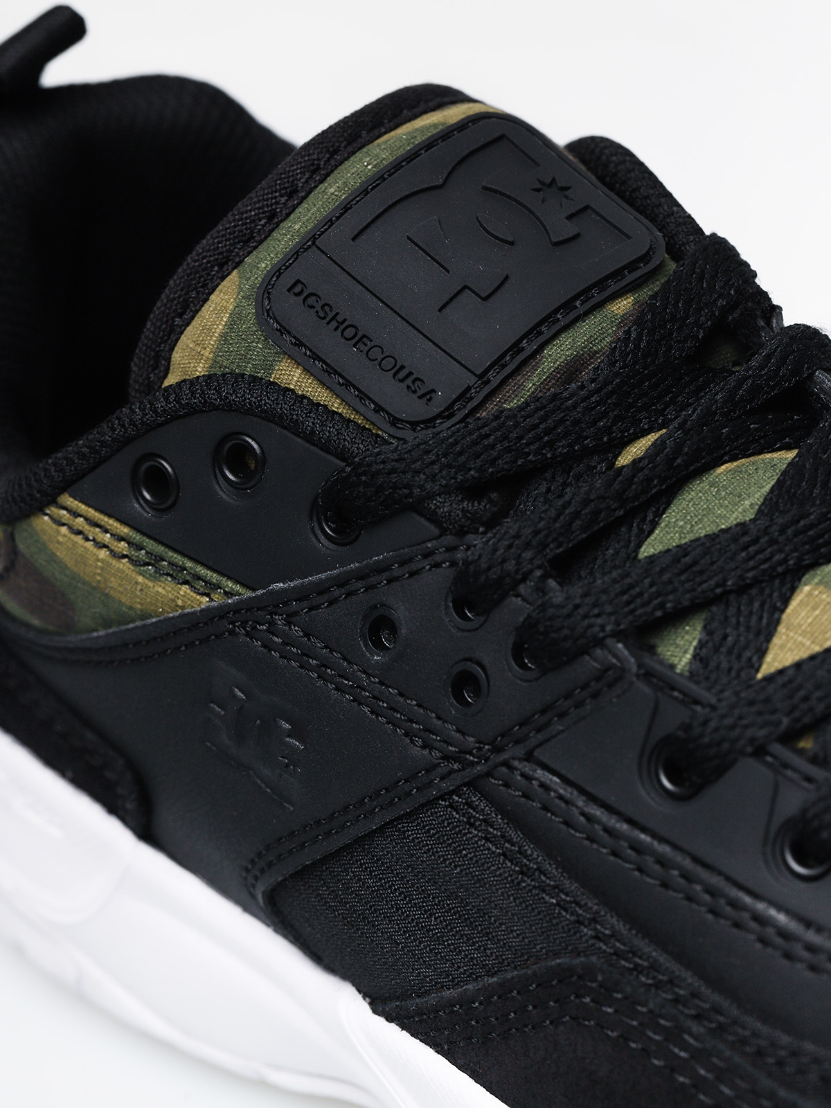 Buty DC E Tribeka Se (black/camo print)