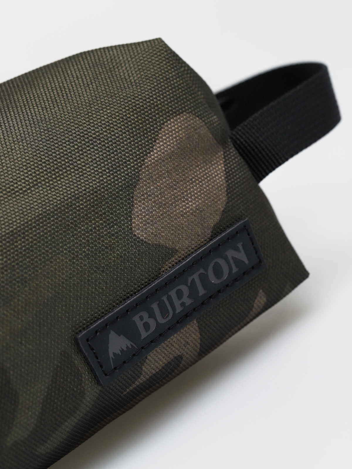 Piórnik Burton Accessory Case (worn camo print)