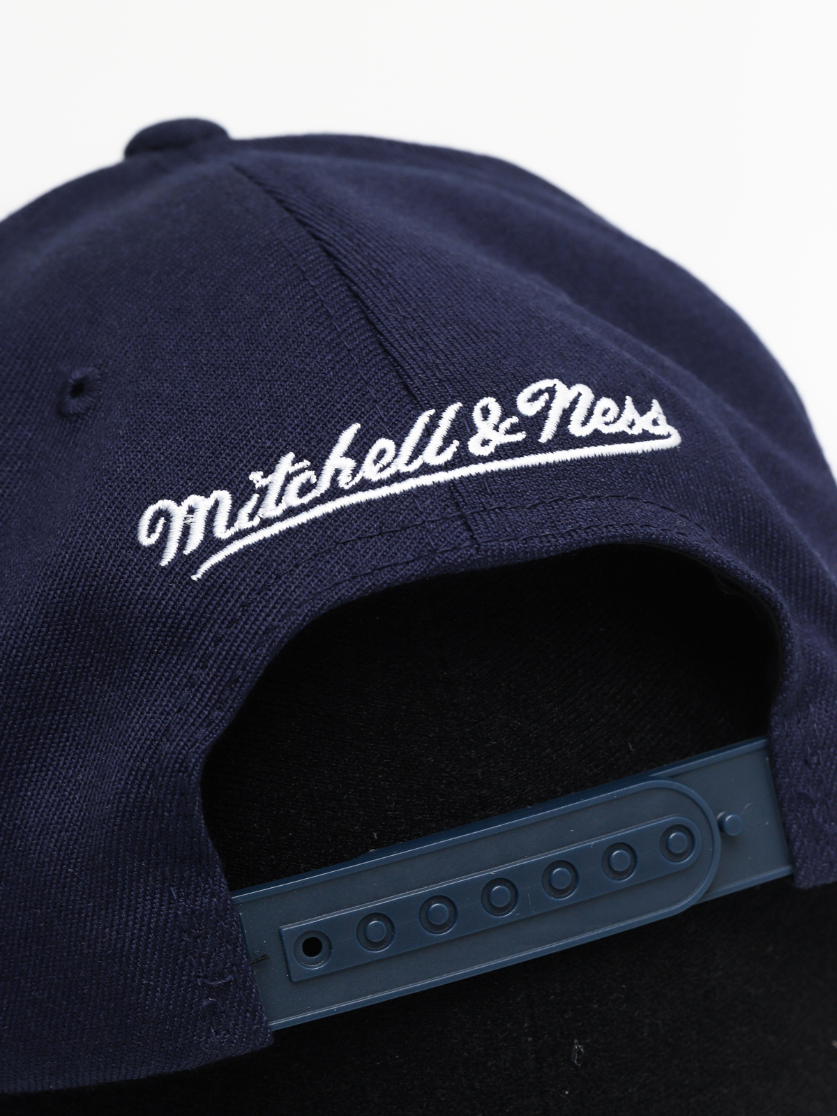 mitchell ness 110