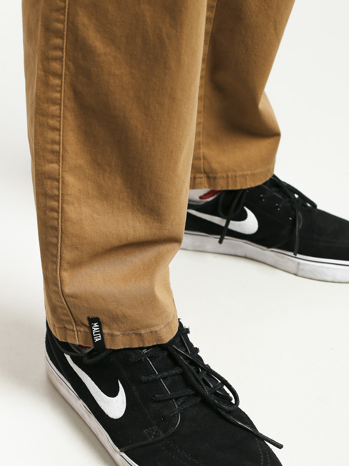 Spodnie Malita Chino Low (beige/dots)