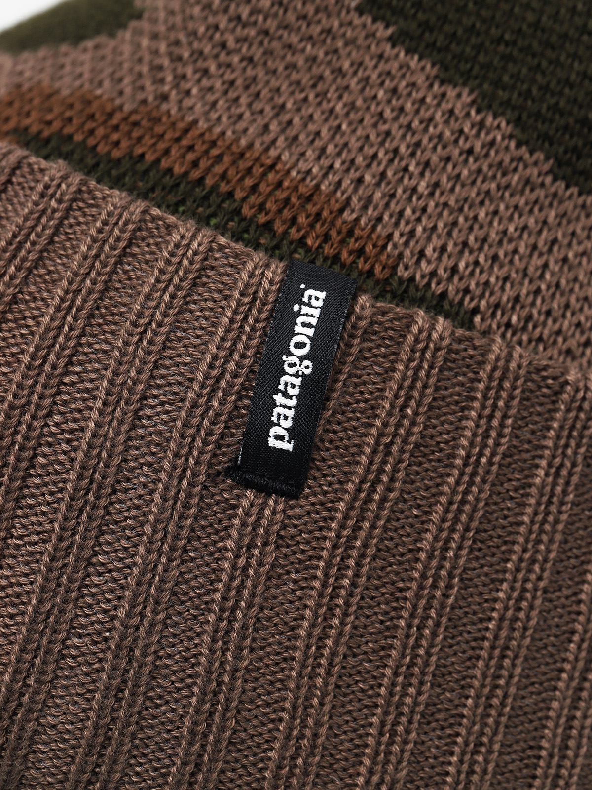 Czapka zimowa Patagonia Powder Town Beanie (bear witness knit/sage khaki)