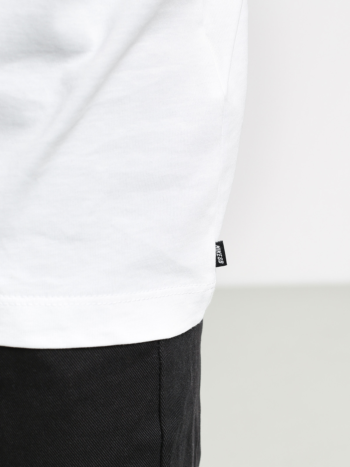 T-shirt Nike SB Janoski (white)