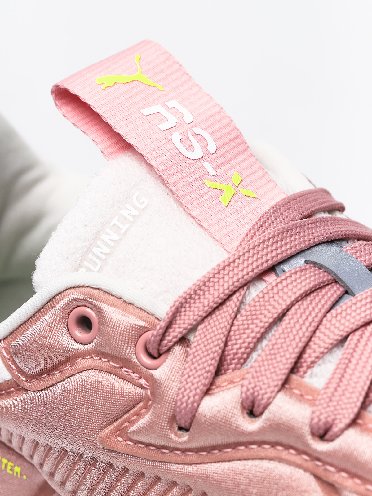 Buty Puma RS X Softcase (bridal rose/pastel parchment)
