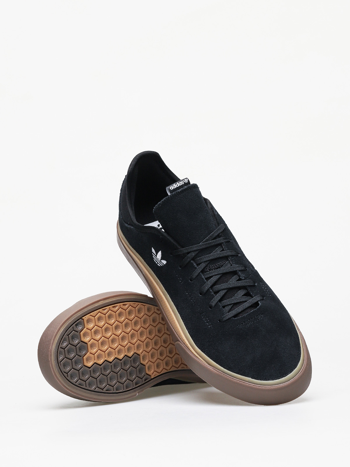 Buty adidas Sabalo (cblack/ftwwht/gum5)